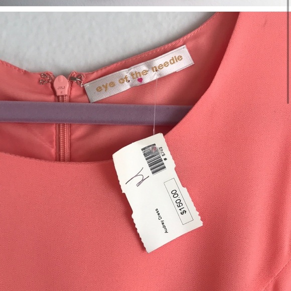 Eye of the Needle | Audrey Scallop Sheath Dress - Picture 6 of 6